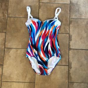 Jantzen size 6 swimsuit